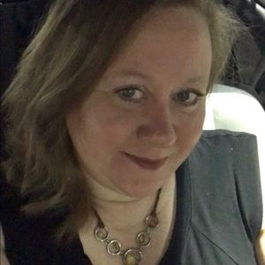 Meet your Posher, Cindy